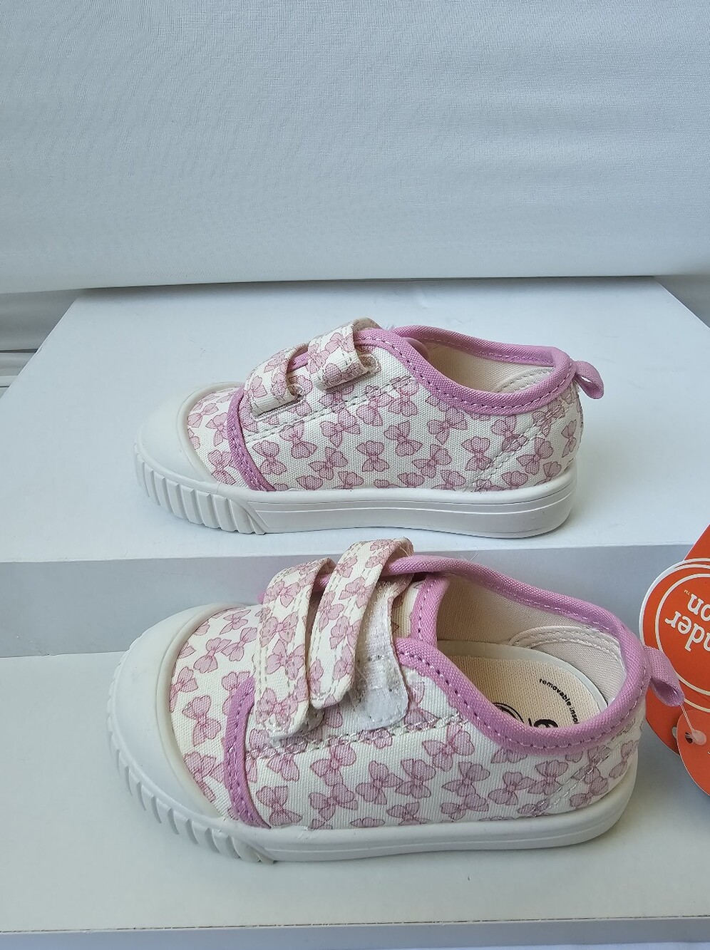 Wonder Nation Pink Bow Canvas Sneakers Toddler - NWT (Sizes 4 & 6 Available)